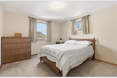 2503 Poinsettia Dr, White Oak, PA 15131 - Photo 20