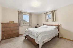 2503 Poinsettia Dr, White Oak, PA 15131 - Photo 20