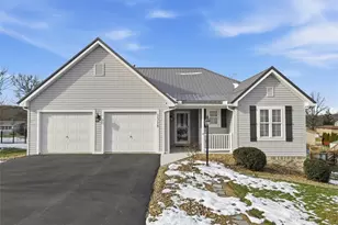 1318 Deerfield Ln, West Leechburg, PA 15656 - Photo 1