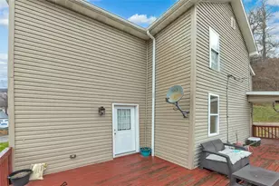 504 Howell St, Dawson, PA 15428 - Photo 2