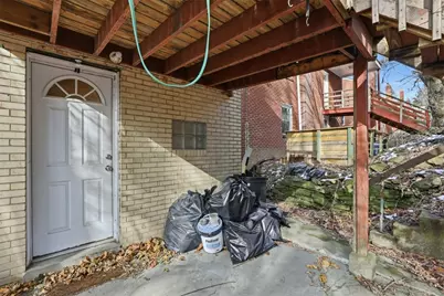 2402 Laketon Rd, Pittsburgh, PA 15221 - Photo 32
