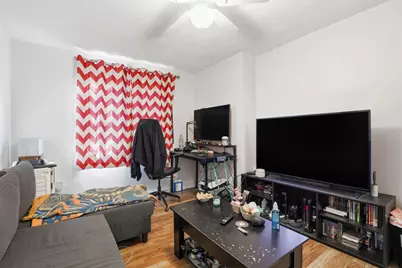 2402 Laketon Rd, Pittsburgh, PA 15221 - Photo 10