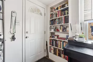 2402 Laketon Rd, Pittsburgh, PA 15221 - Photo 2