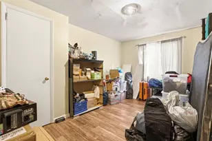 2402 Laketon Rd, Pittsburgh, PA 15221 - Photo 18