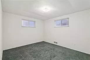 814 Laura St, West Mifflin, PA 15122 - Photo 14