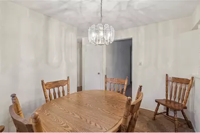 814 Laura St, West Mifflin, PA 15122 - Photo 8