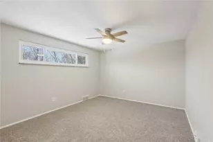 537 Fieldstone Dr, Monroeville, PA 15146 - Photo 18