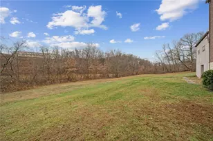 1756 Theatre St, Unity Township, PA 15650 - Photo 30