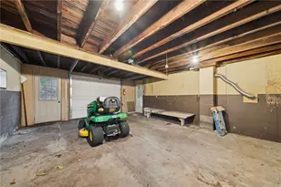 1756 Theatre St, Unity Township, PA 15650 - Photo 32