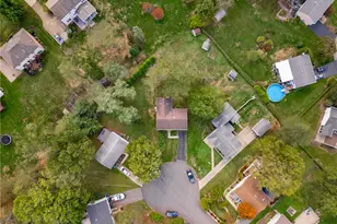 220 Cameron Dr, Cranberry Township, PA 16066 - Photo 2