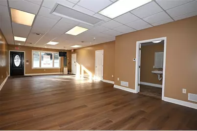 1102 Wilhelm Avenue, South Park, PA 15236 - Photo 4