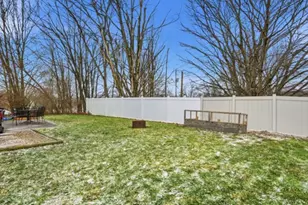 908 Aetna Dr, Ellwood City, PA 16117 - Photo 36