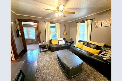 416 Country Club Dr, Ellwood City, PA 16117 - Photo 4