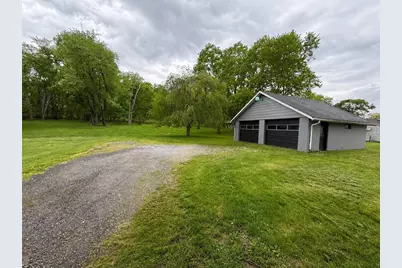 416 Country Club Dr, Ellwood City, PA 16117 - Photo 14