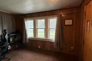 416 Country Club Dr, Ellwood City, PA 16117 - Photo 12