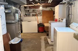 416 Country Club Dr, Ellwood City, PA 16117 - Photo 18