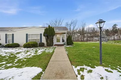 2001 Pond Ln, Elizabeth Twp/Boro, PA 15037 - Photo 2