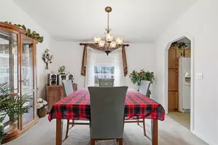 2001 Pond Ln, Elizabeth Twp/Boro, PA 15037 - Photo 8