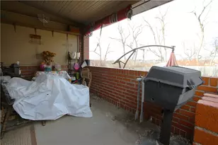 210 Livingston Rd, West Mifflin, PA 15122 - Photo 16