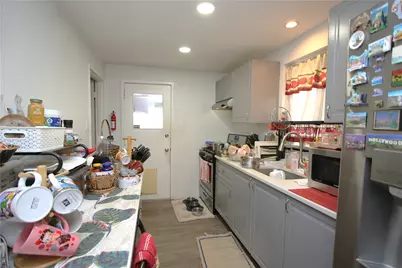 210 Livingston Rd, West Mifflin, PA 15122 - Photo 4