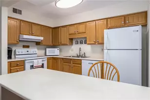 104 Clubhouse Dr, South Strabane, PA 15301 - Photo 10