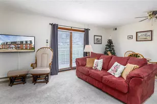 104 Clubhouse Dr, South Strabane, PA 15301 - Photo 4