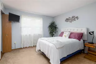 104 Clubhouse Dr, South Strabane, PA 15301 - Photo 14