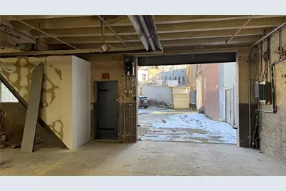 918 Rickenbach St, Pittsburgh, PA 15212 - Photo 4