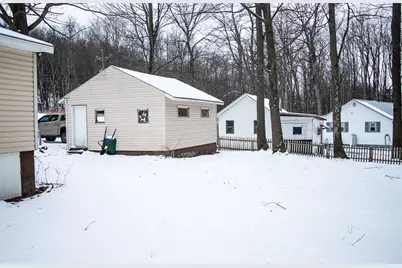 1227 Mount Carmel Dr, Ogle Twp, PA 15963 - Photo 4