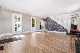 441 N Pitt St, Mercer Boro, PA 16137 - Photo 2