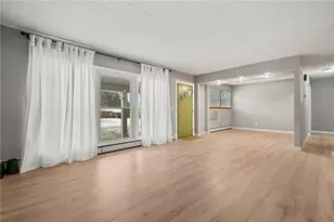 7 Hemlock Dr, Hempfield Township, PA 16125 - Photo 4