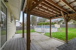 7 Hemlock Dr, Hempfield Township, PA 16125 - Photo 32