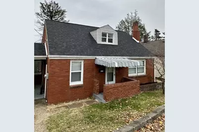 424 Grandview Ave, West Mifflin, PA 15122 - Photo 1