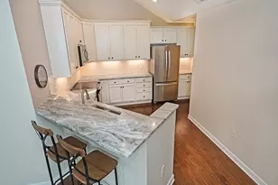 2174 Westview Cir, Harmony Boro, PA 16037 - Photo 10