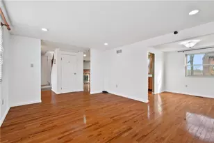 2203 Open Meadow Cir, South Fayette, PA 15017 - Photo 4