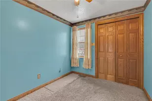 319 Bellford Ct, Cranberry Township, PA 16066 - Photo 16