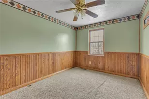 319 Bellford Ct, Cranberry Township, PA 16066 - Photo 14