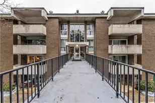 2401 Charlemagne Cir, Ross Twp, PA 15237 - Photo 1