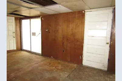 724 Laura St, West Mifflin, PA 15122 - Photo 24