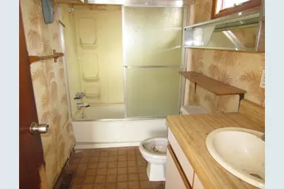 724 Laura St, West Mifflin, PA 15122 - Photo 20