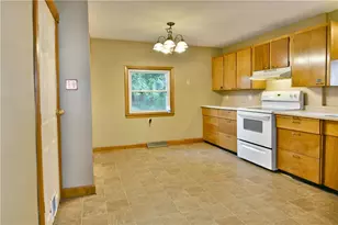 1107 W Ridge Ave, Sharpsville, PA 16150 - Photo 14