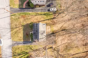 201 Kenney Dr, Sewickley, PA 15143 - Photo 2