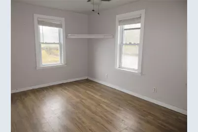 402 E Lincoln Ave, McDonald, PA 15057 - Photo 6