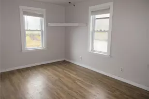 402 E Lincoln Ave, McDonald, PA 15057 - Photo 6