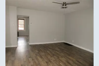 402 E Lincoln Ave, McDonald, PA 15057 - Photo 2