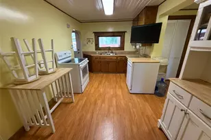 2216 N Camp Run Rd, Perry Township, PA 16123 - Photo 6