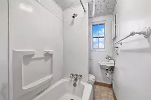 352 39th St, Pittsburgh, PA 15201 - Photo 16