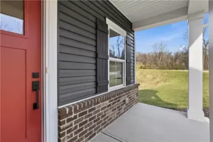 4 Dana Dr, Findlay Township, PA 15108 - Photo 4