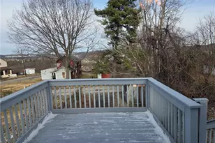 627 Park Ave, Clairton, PA 15025 - Photo 10