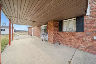 140 Possum Hollow Rd, Hempfield Township, PA 15601 - Photo 28